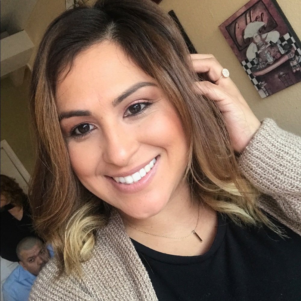 Meet your Posher, Xiomara